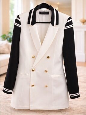 AKIRA Double-Breasted Blazer Jacket - White & Black